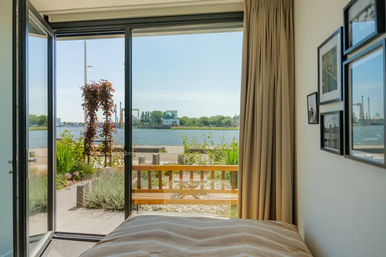Bed & Breakfast Maasview - Bed and Breakfast Rotterdam