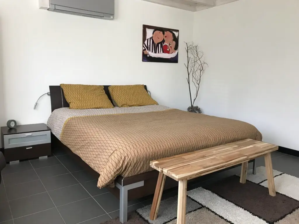 Zit-/slaapkamer en keuken