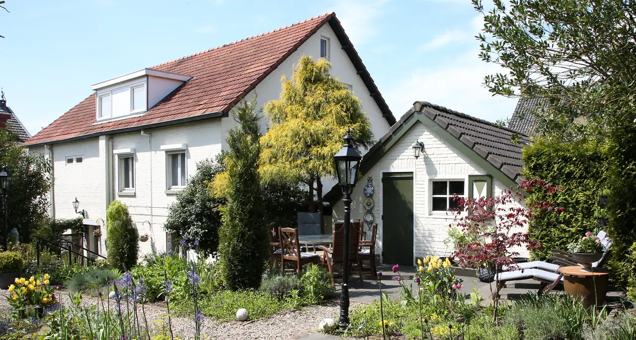 Walnut Lodge Bed & Breakfast - Ferienwohnung Noorbeek