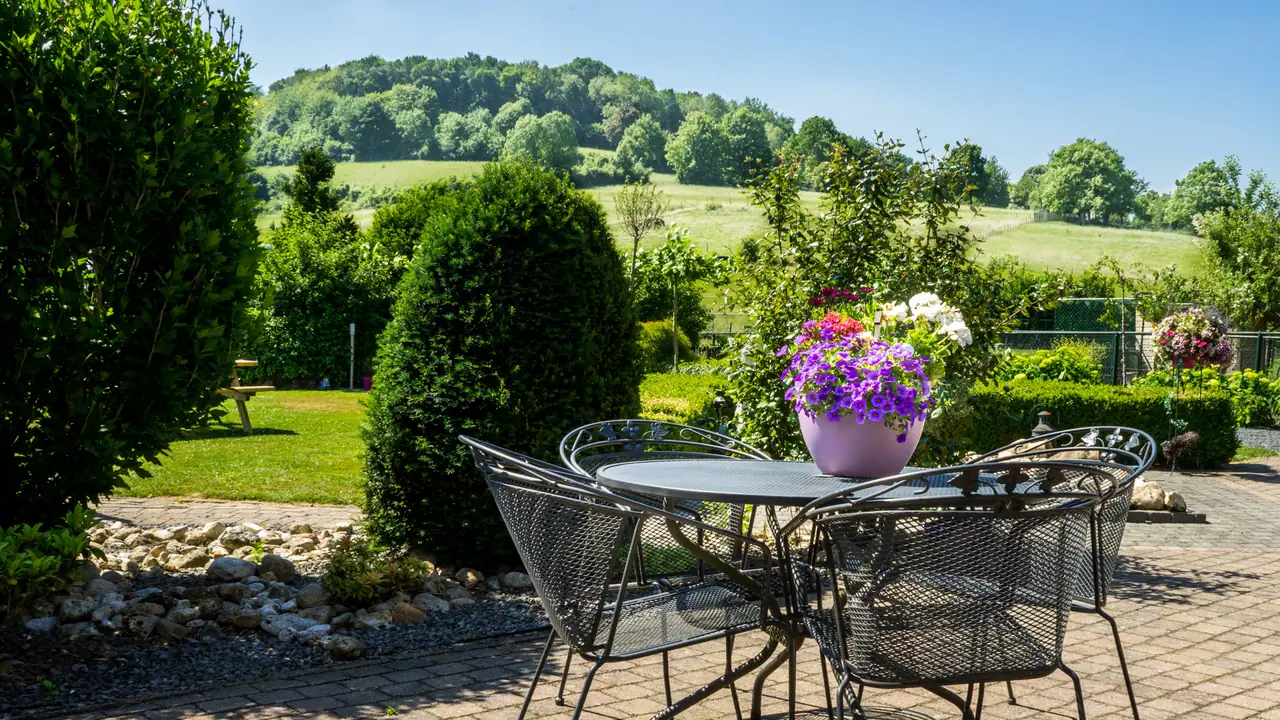 Panorama Sousberg B&B - Bed and Breakfast Schin op Geul