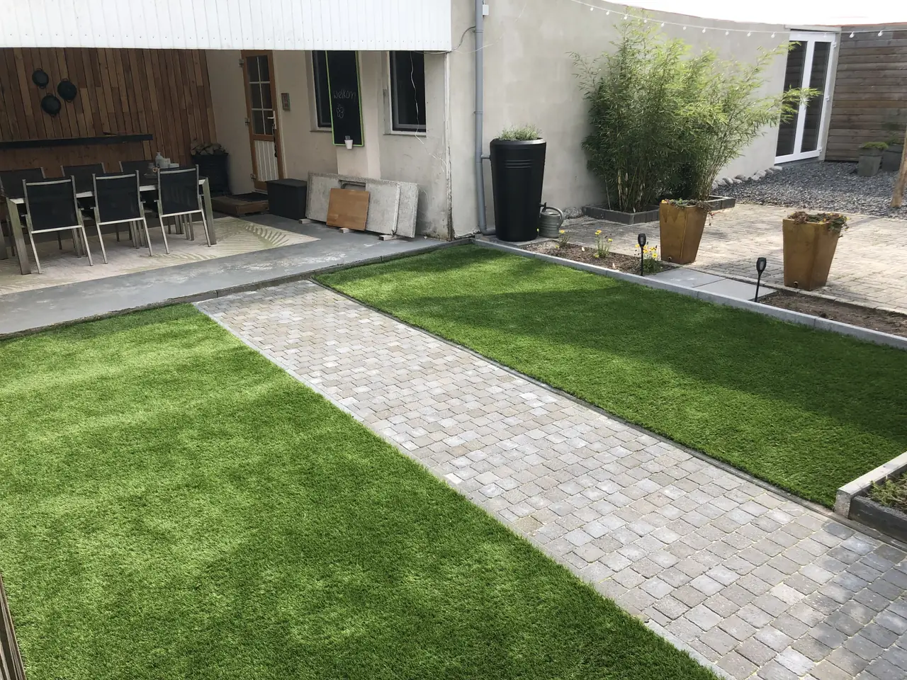 Typisch Lelies - B&B Liessel