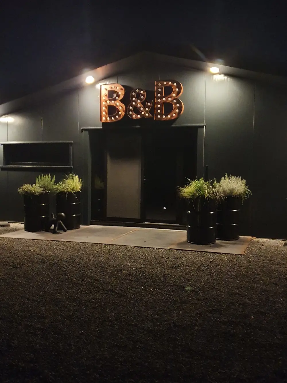 Hippe Schuur - B&B Tytsjerk