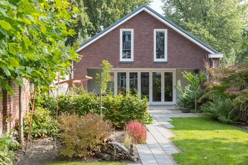 B&B Loods 167 - B&B Breda