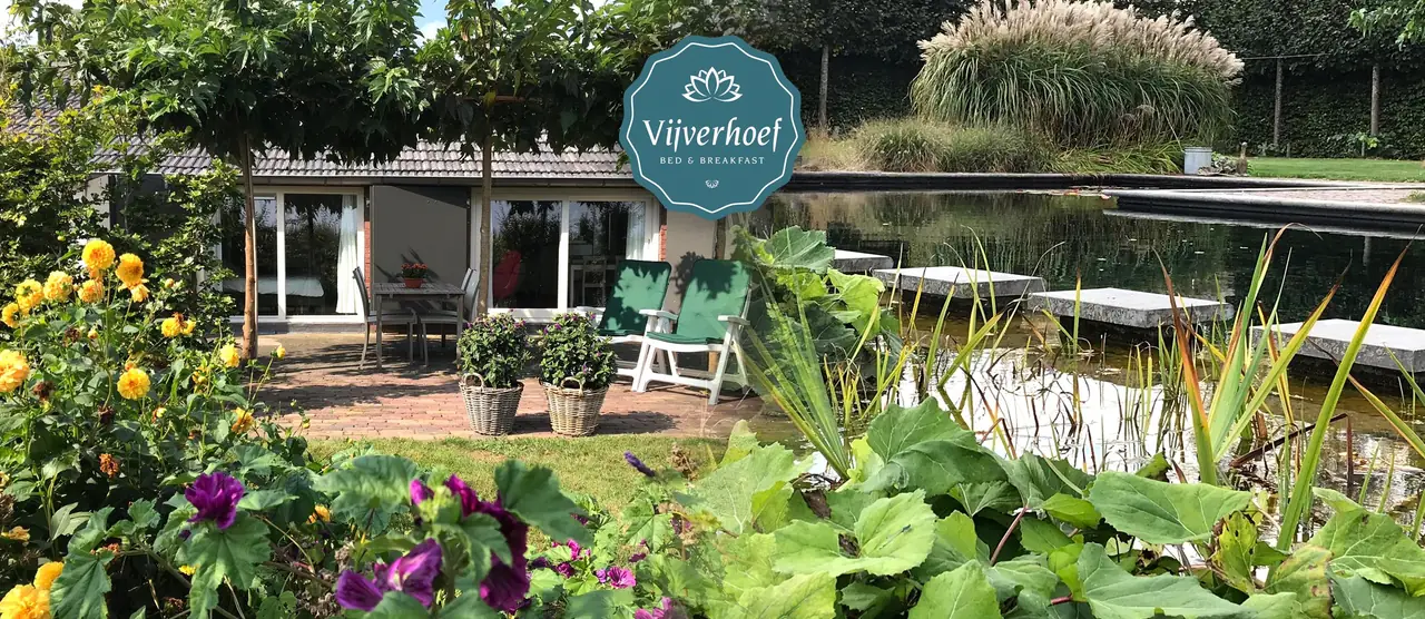 Stal Woning Boszicht