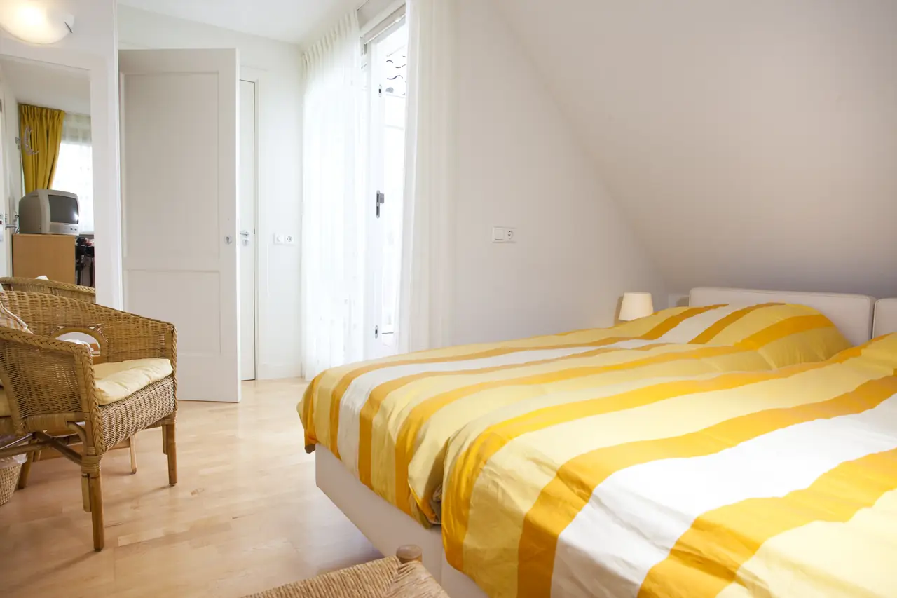 Au bord du canal Kamer 2