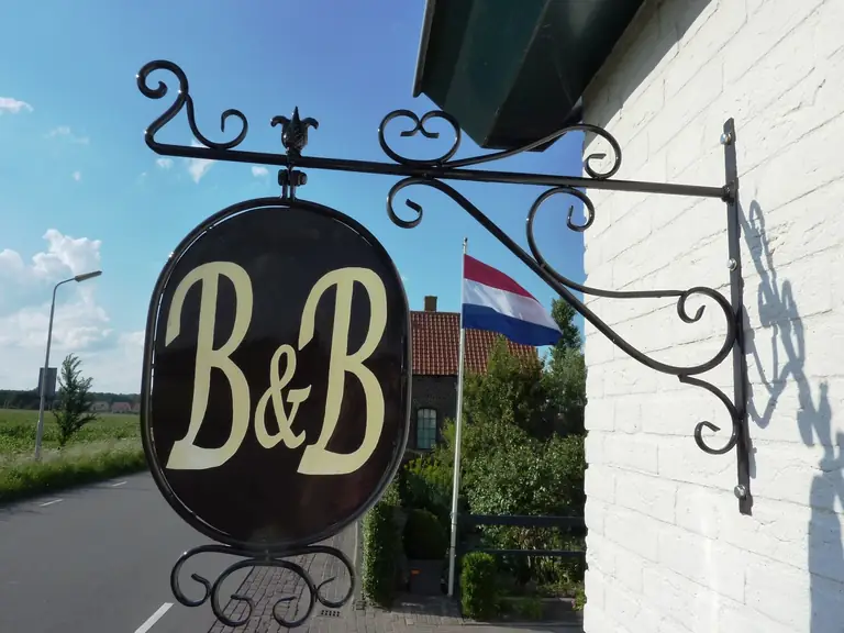 Swaluwskiek - Bed and Breakfast Hooge Zwaluwe