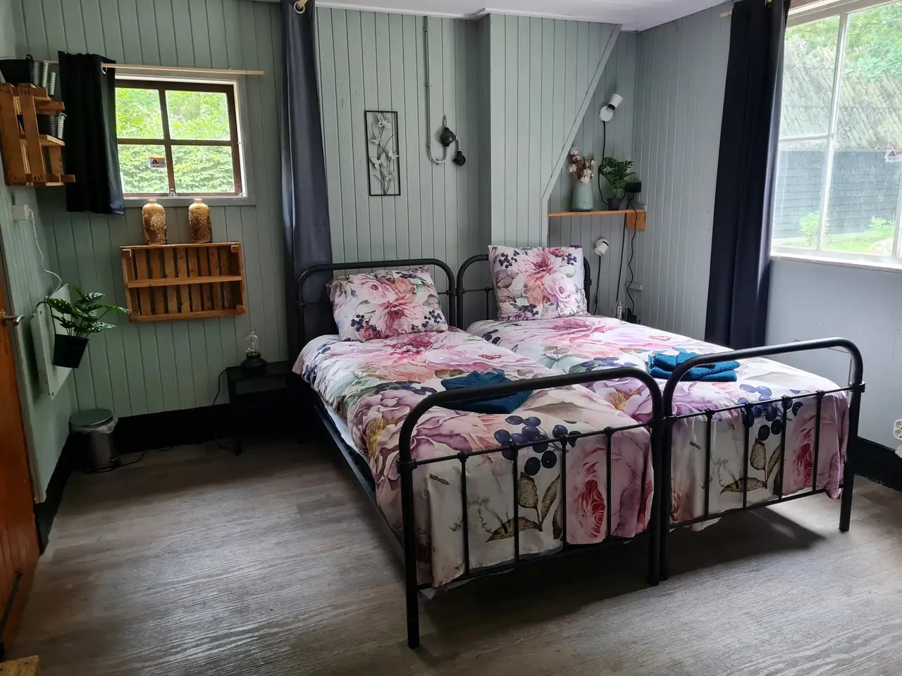 de Tweelingen B&B - Bed and Breakfast Schoonloo