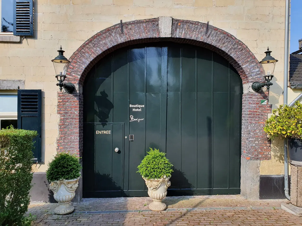 Boutique Hotel Bonjour - Bed and Breakfast Gronsveld