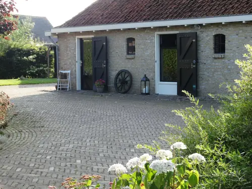 B&B by Jans - B&B Delfstrahuizen