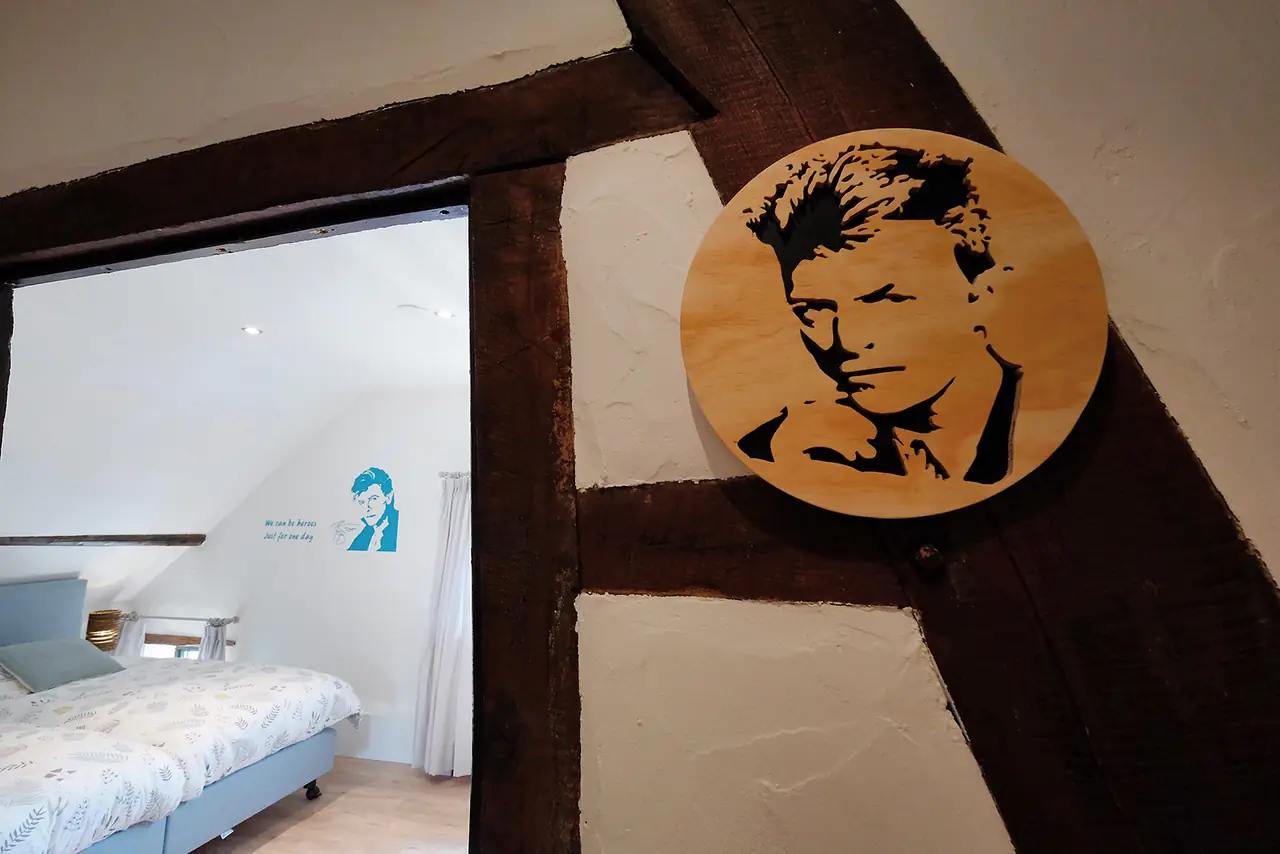 Bowie Kamer