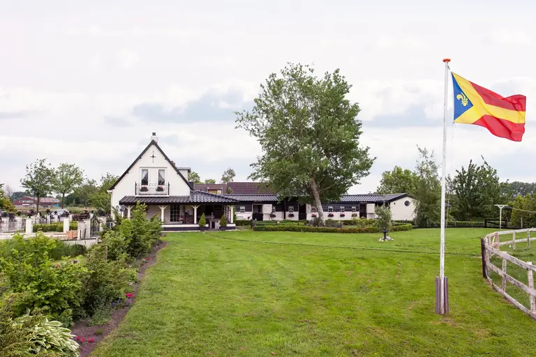 Volonté - Bed and Breakfast IJsbrechtum