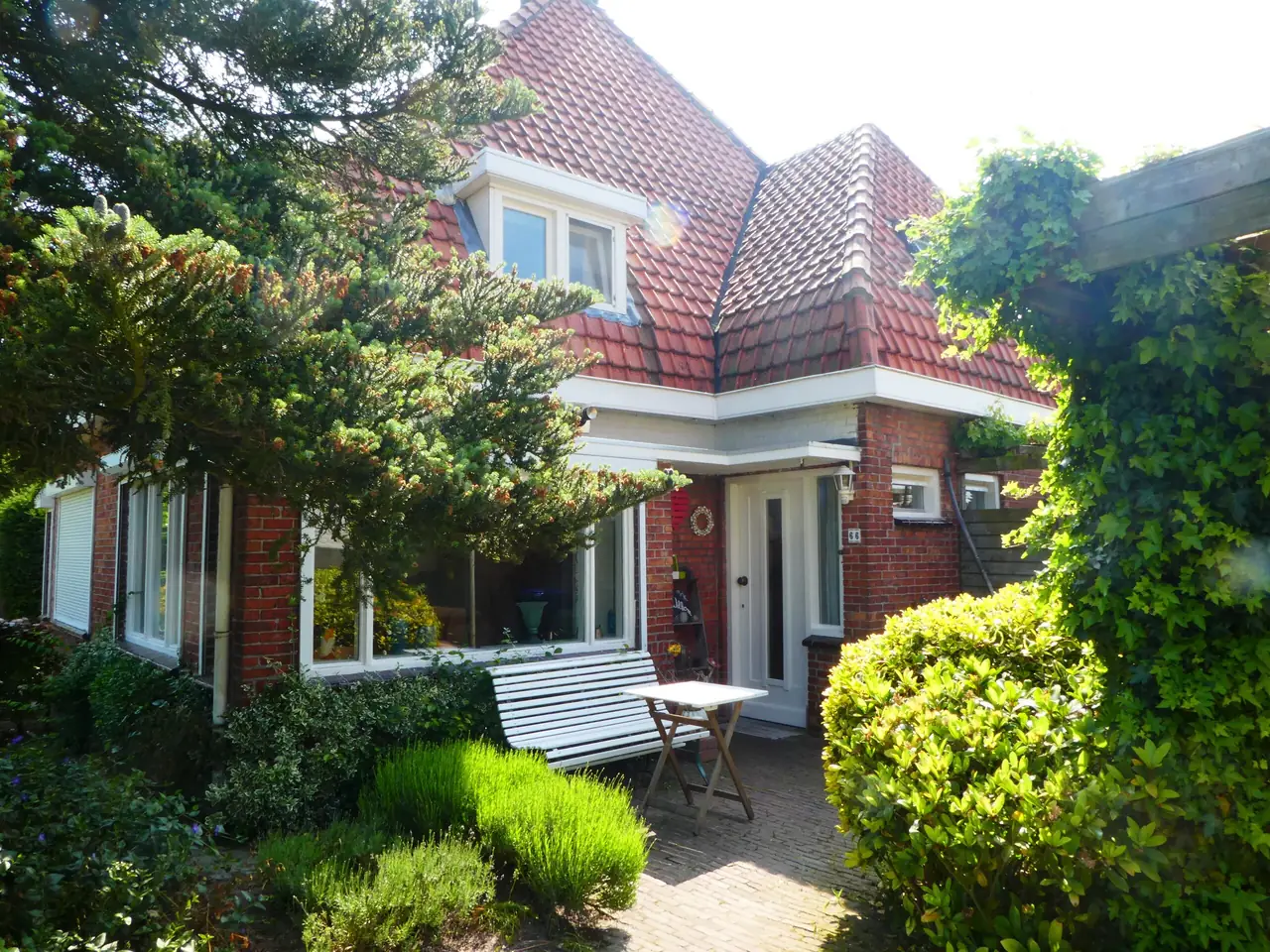 tRust - B&B Hulst
