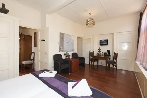 Kia Ora Bed & Breakfast - Bed and Breakfast Leeuwarden