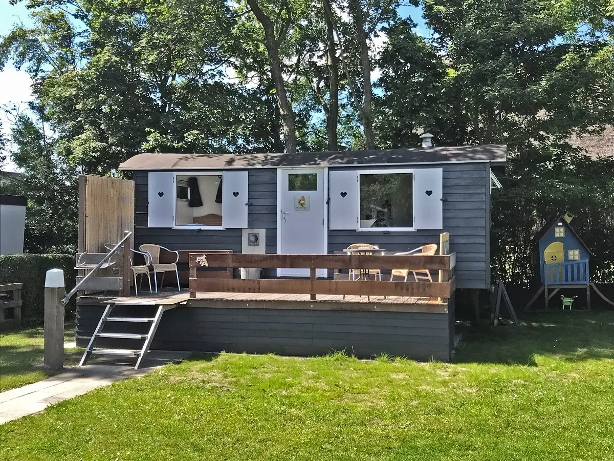 Pipowagen "het Roodborstje"