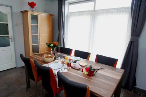 B&B Brink 1 - Bed and Breakfast Hijken