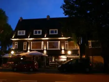 Bed & Breakfast De Hedera - Bed and Breakfast Leeuwarden