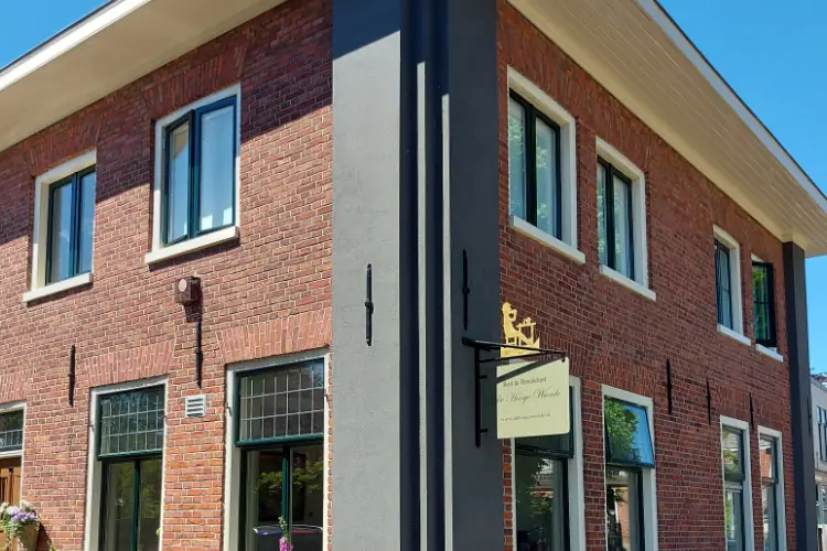 De Hooge Wierde - Bed and Breakfast Eenrum