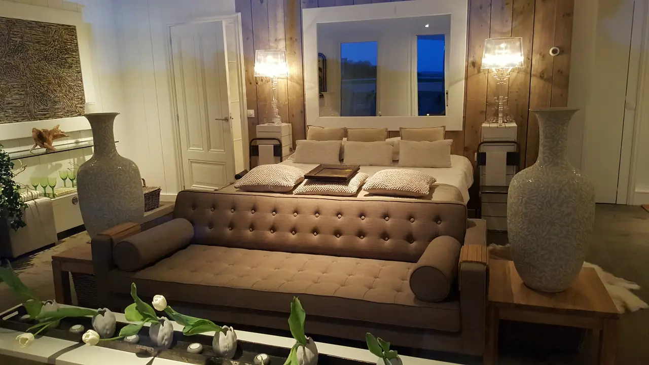 Boutique B&B de Swaeneboet - Bed and Breakfast Sint Maartensvlotbrug