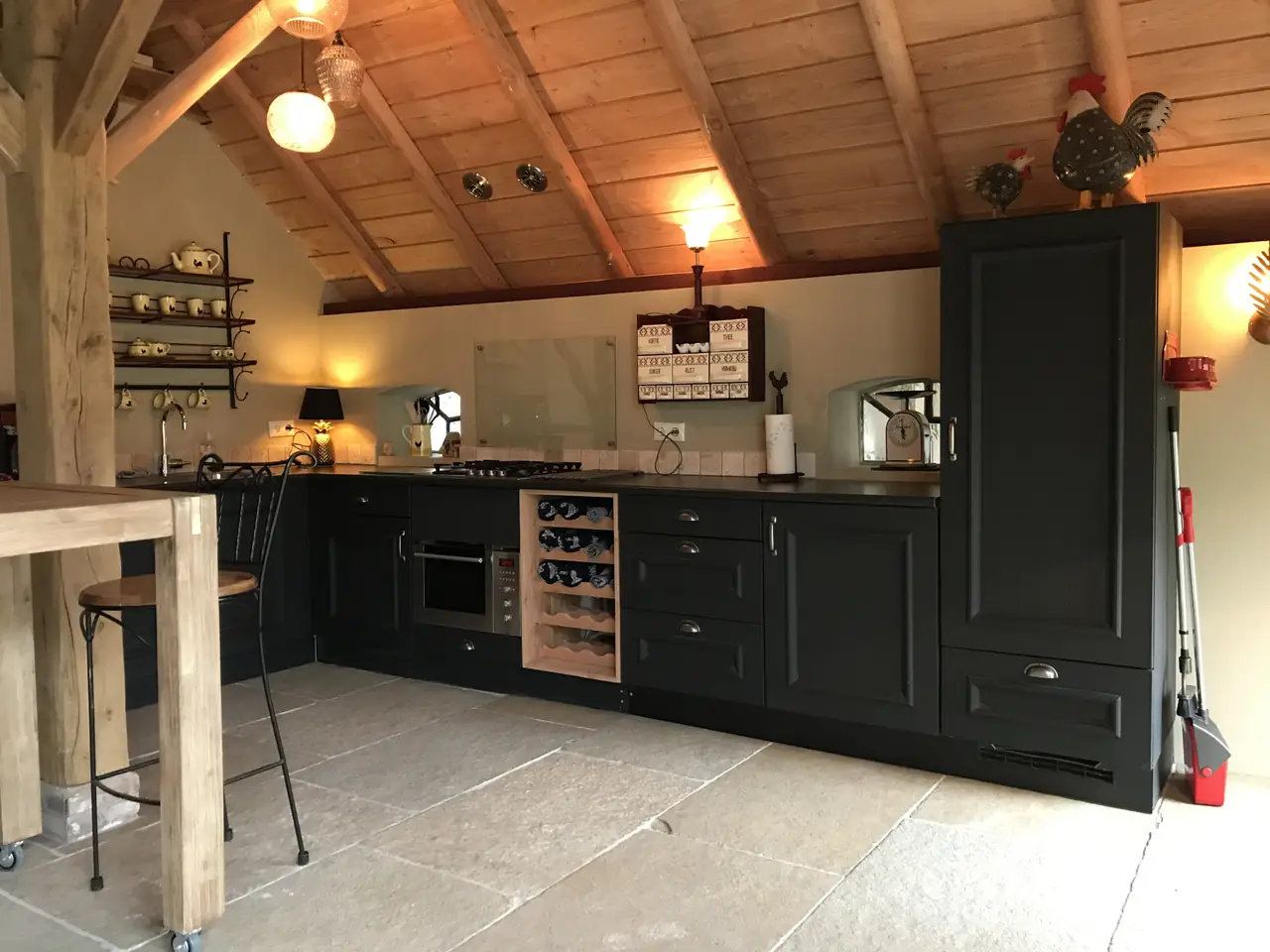 ' hOENdErhok