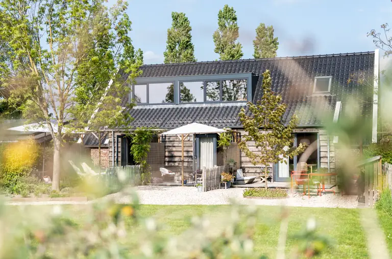 Thuis bij Soof - Bed and Breakfast Maasbommel