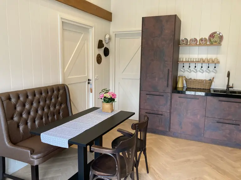 Het Wagenhuis - B&B Sirjansland