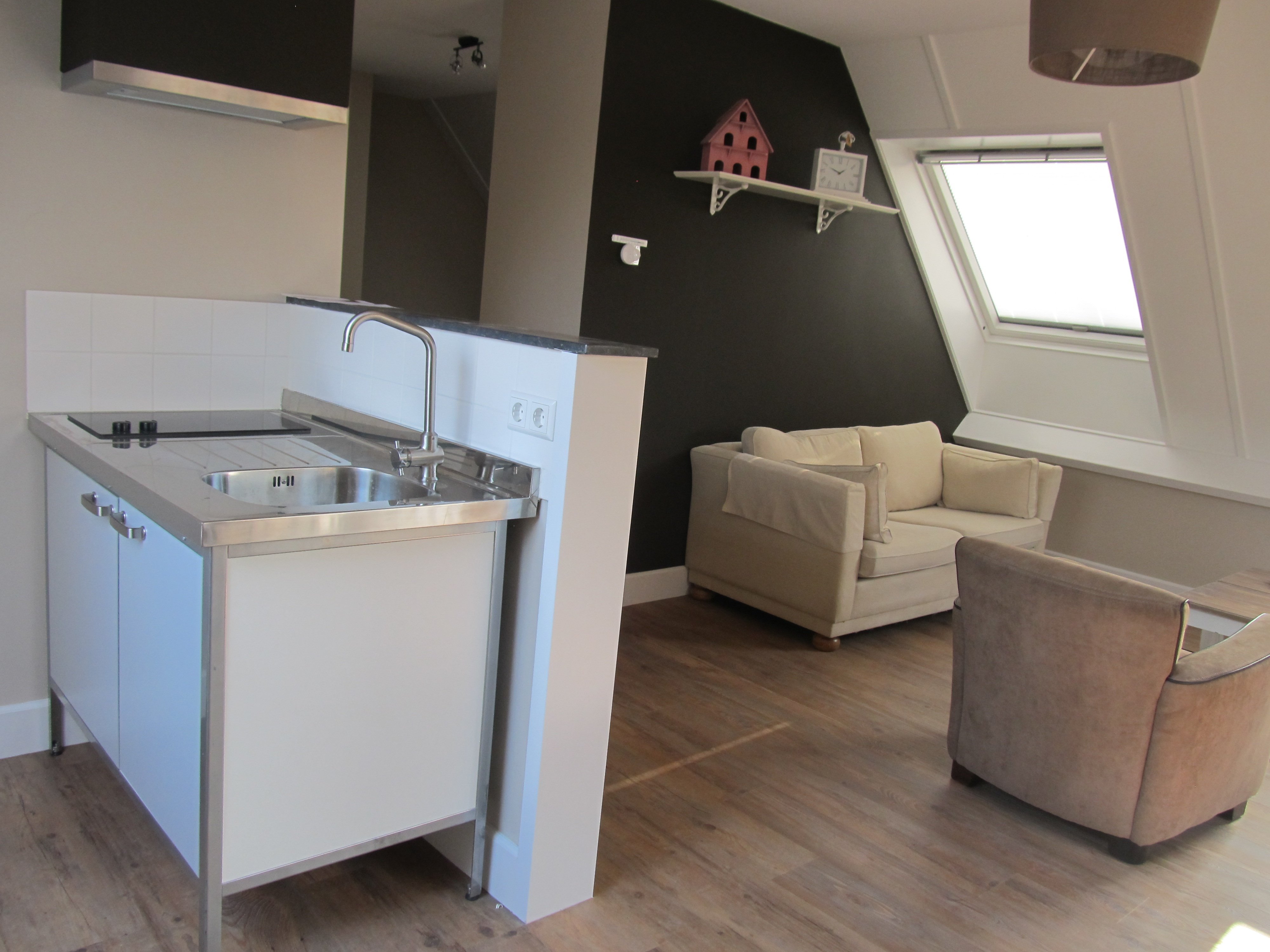 Slapen op een eiland in Kamerik Bedandbreakfast.nl