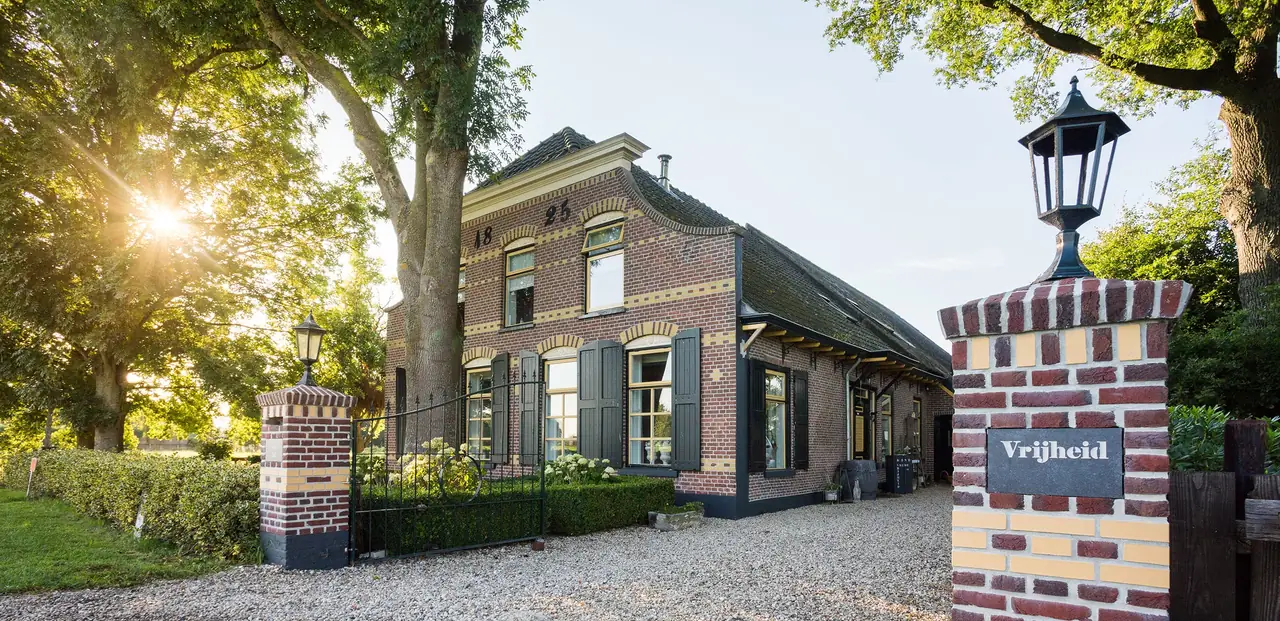 Vrede Vrijheid - Bed and Breakfast Dedemsvaart