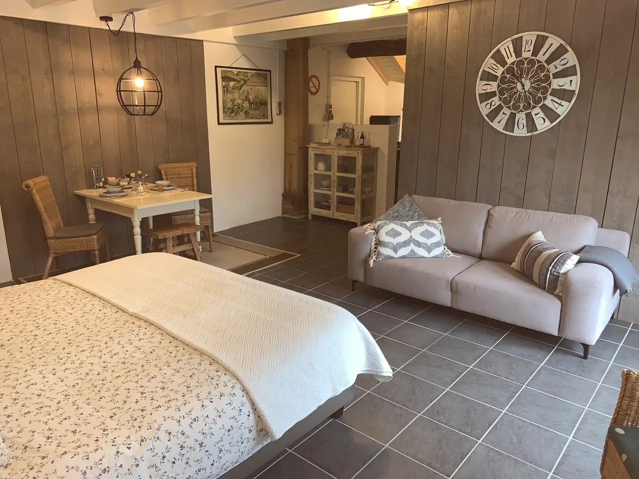 B&B Hilvershof - Bed and Breakfast Wadenoijen