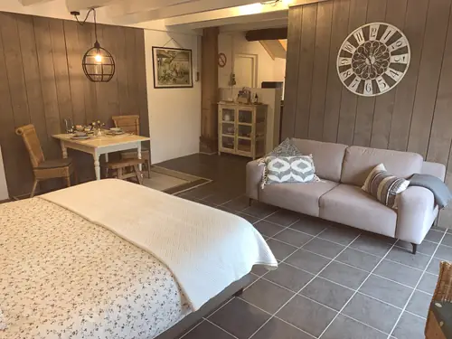 B&B Hilvershof - Bed and Breakfast Wadenoijen