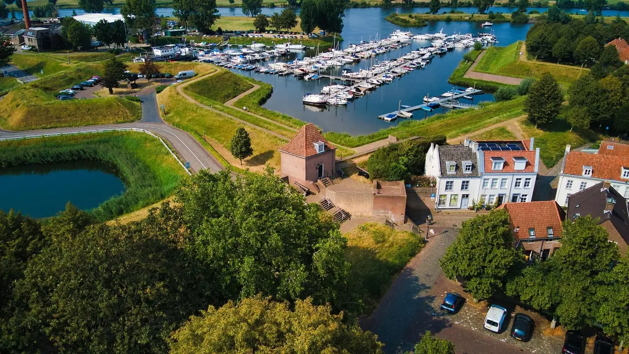 De Wijkse Poort - Bed and Breakfast Heusden