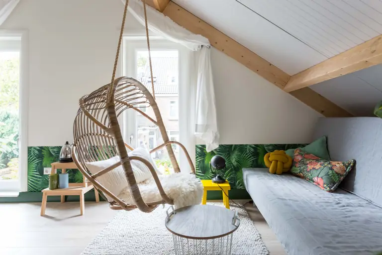 B&B Loods 167 - Bed and Breakfast Breda