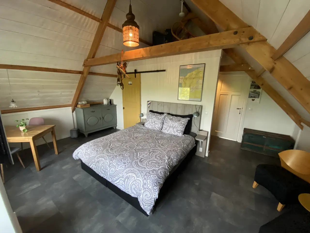 Domstate - Bed and Breakfast Ee