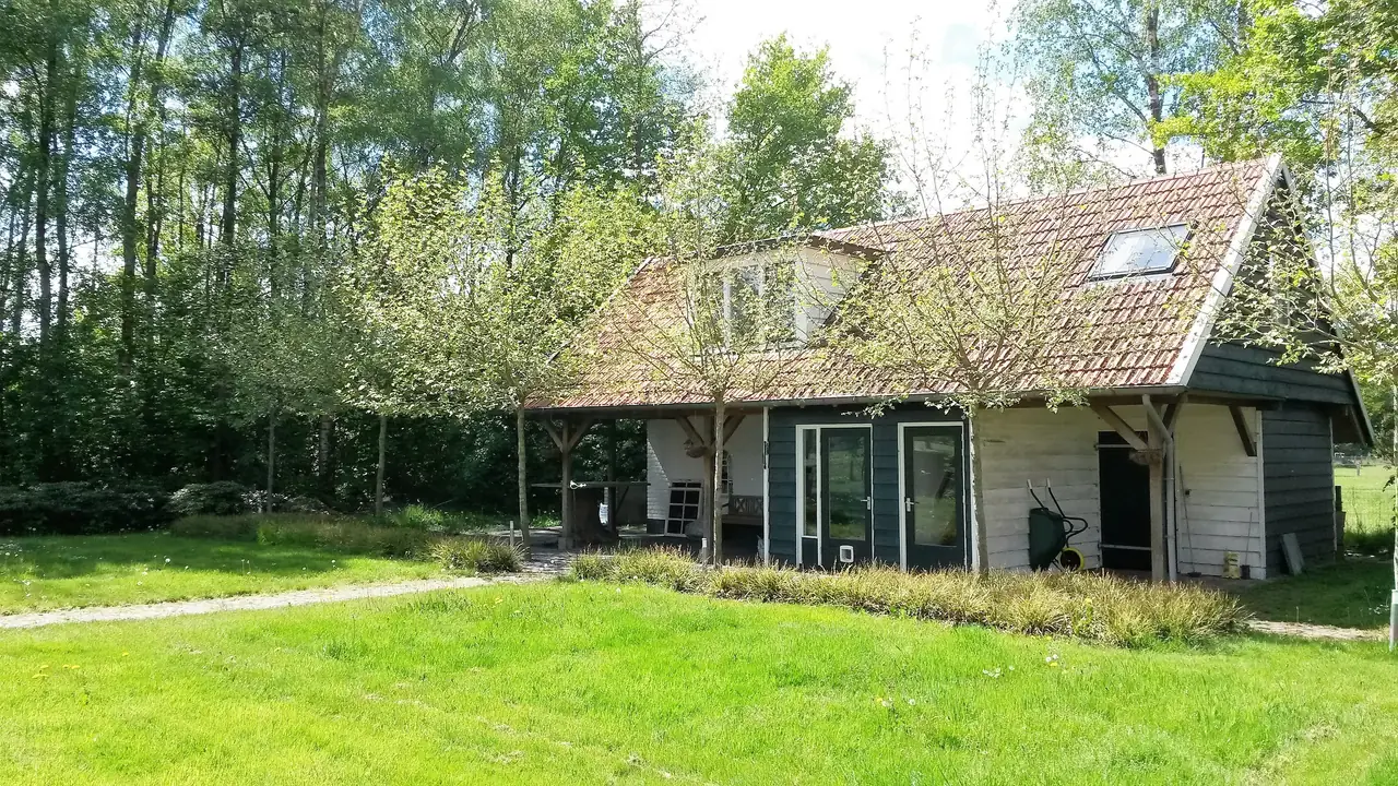 Bed en Boeken - Bed and Breakfast Laren