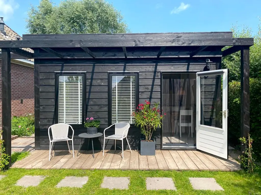 Op Rozen - Bed and Breakfast Driehuizen