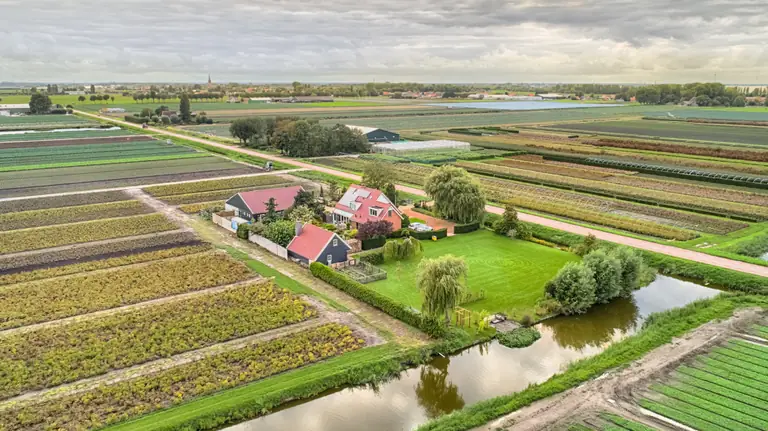 Te Warskip bij BlokVis - Bed and Breakfast Andijk