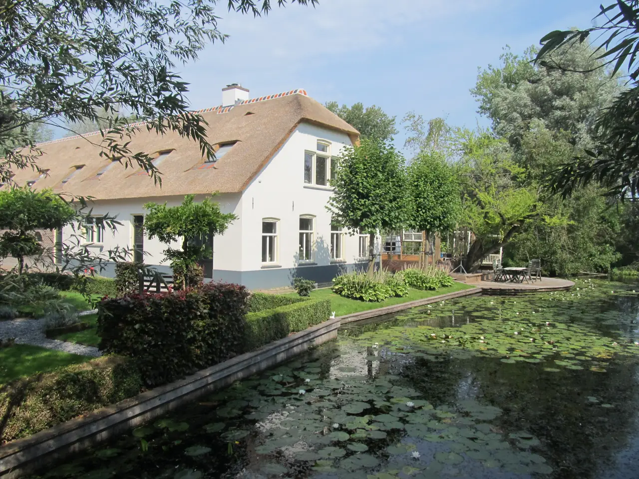 Slapen op een eiland - B&B Kamerik