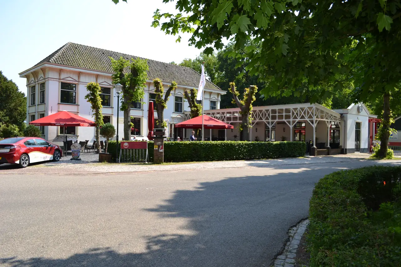 Het Rechthuis - B&B Muiderberg