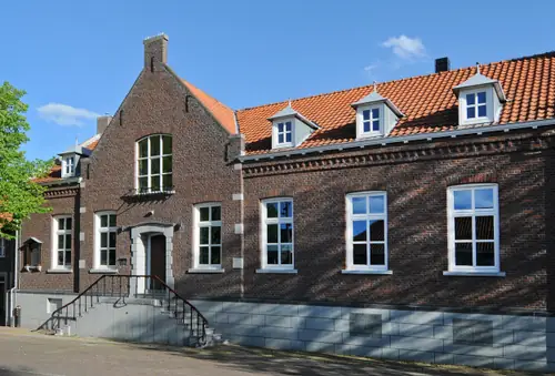 Het Raadhuys - Design B&B - Bed and Breakfast Kessel