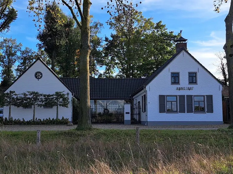 Op Oeveren - Bed and Breakfast Linne
