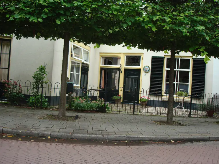 Het Koetshuis - Bed and Breakfast Dieren