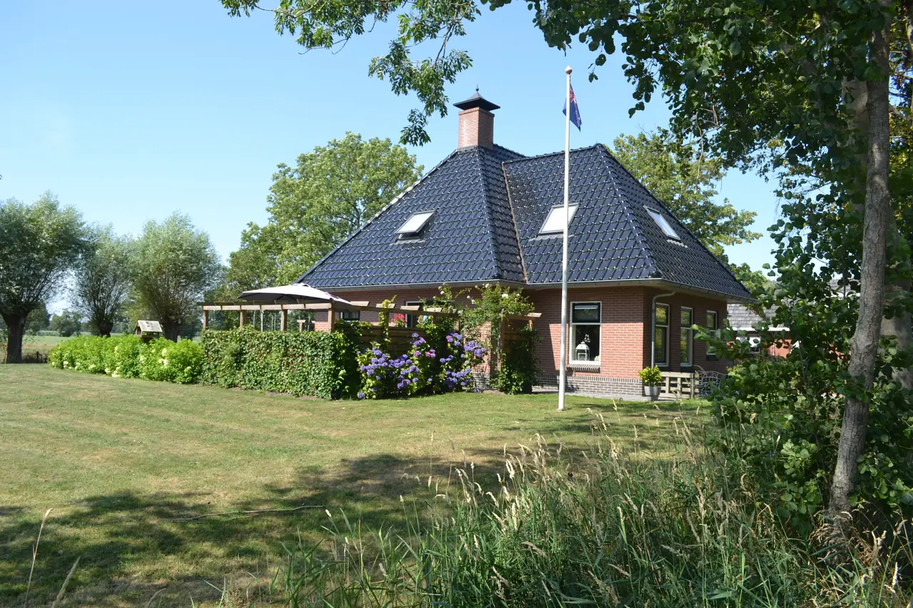 Reitsmahoeve - Bed and Breakfast Doezum