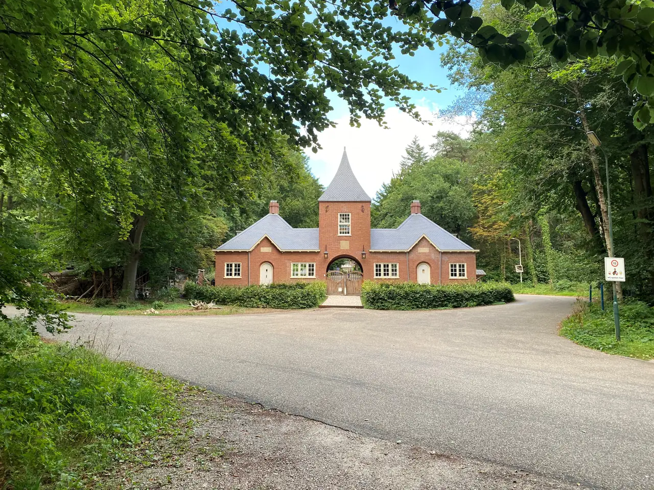 Poortgebouw Hoogstraat - B&B Leersum