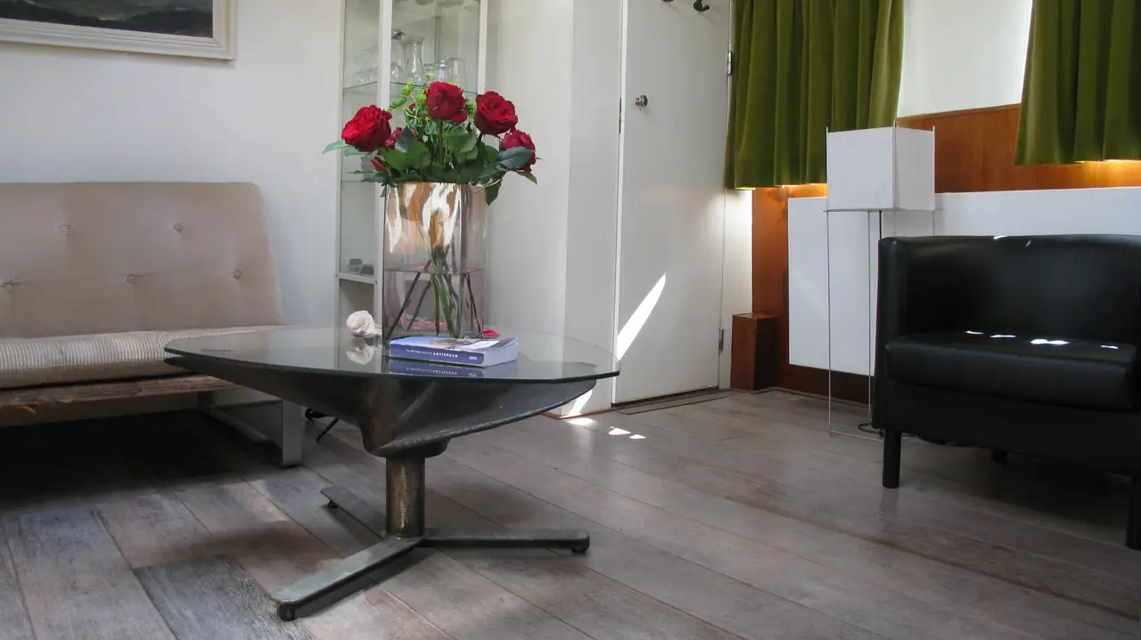 Houseboat Ms Luctor - B&B Amsterdam