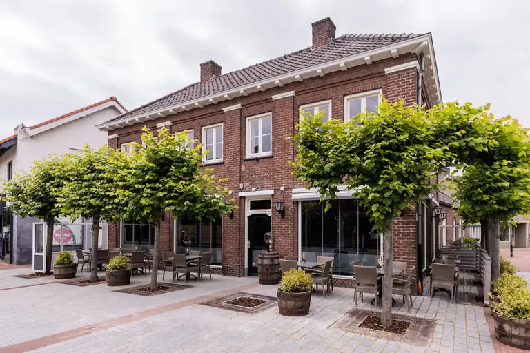 Os Mundos Restaurant B&B - Bed and Breakfast Deurne