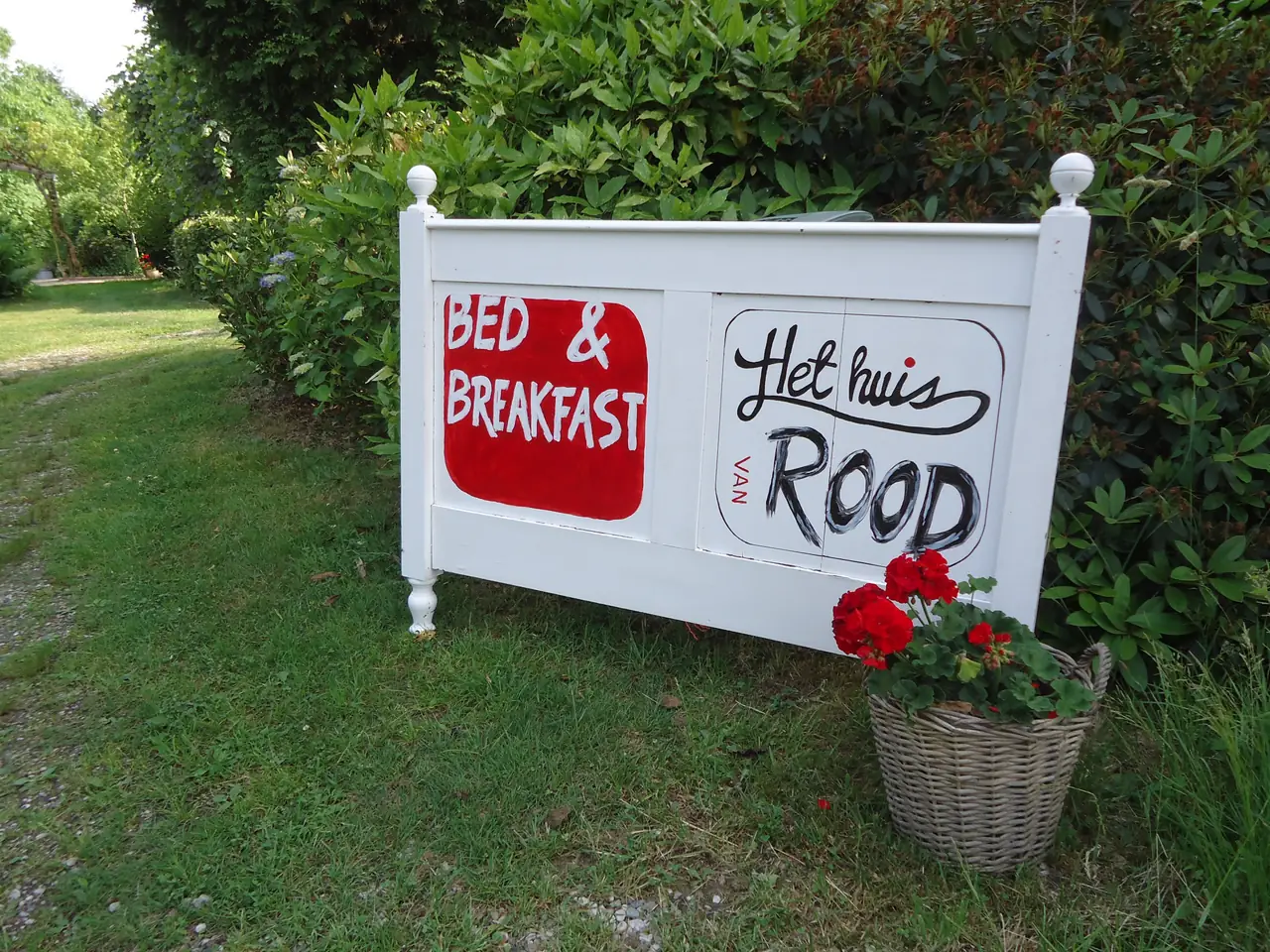 Het Huis van Rood - B&B Rekken