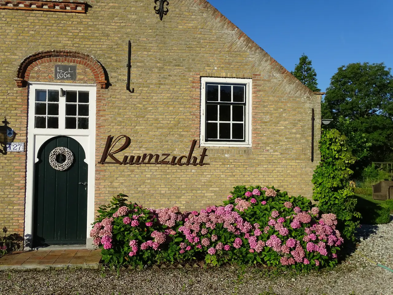 B&B Hoeve Ruimzicht - Bed and Breakfast Renesse